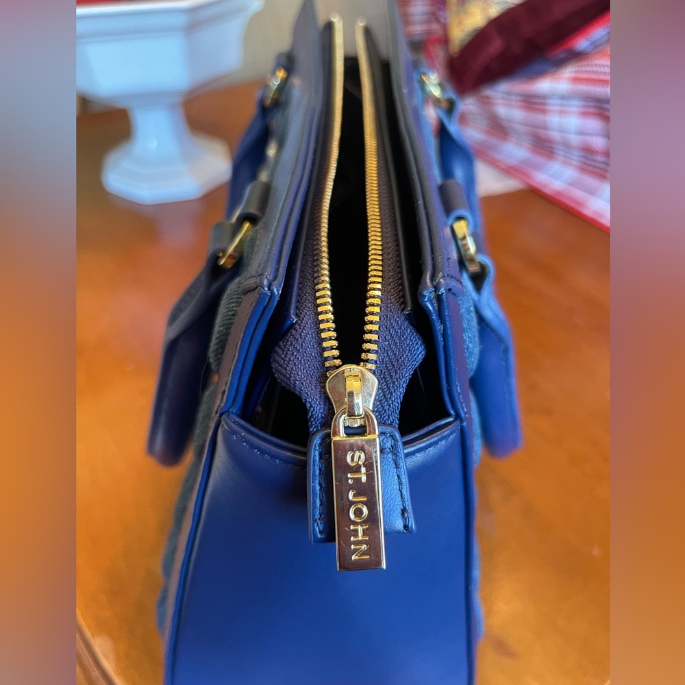 NWT St. John Quilted Purse - Picture 16 of 16